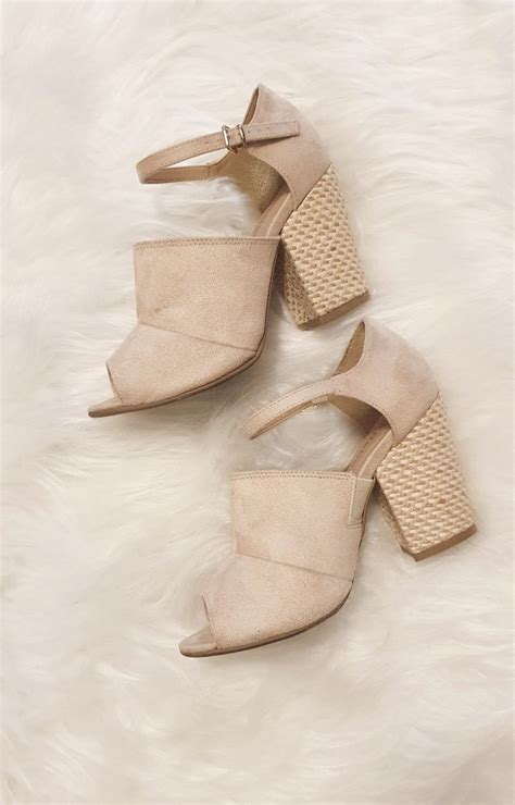 Open Boot Maravilhosa Nude Sapato Feminino Bebecê Usado enjoei