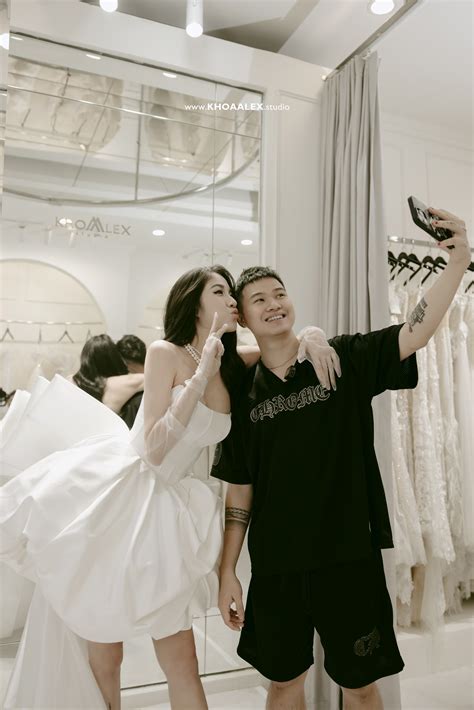 Hot girl làng game chính thức lên xe hoa nhan sắc đỉnh nóc kịch trần dù đã hai lần sinh nở