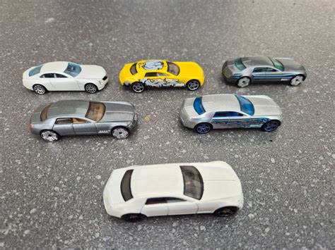 Cadillac Hot Wheels Gebraucht in Oberbuchsiten für CHF 1 mit Lieferung auf Ricardo kaufen