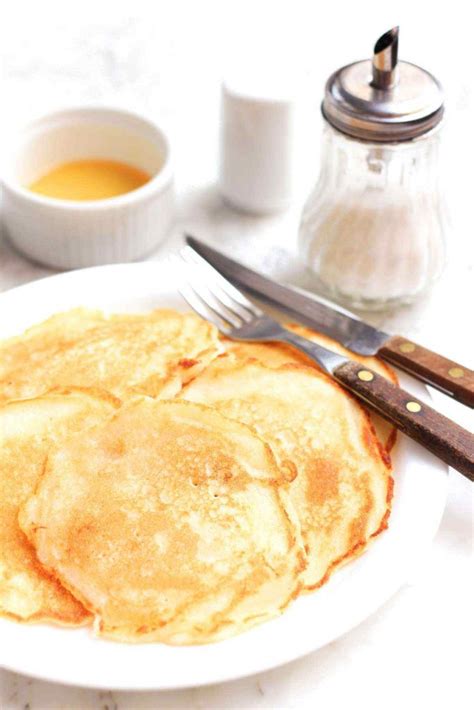 Nourishing Egg White Pancakes - Healthy Hints