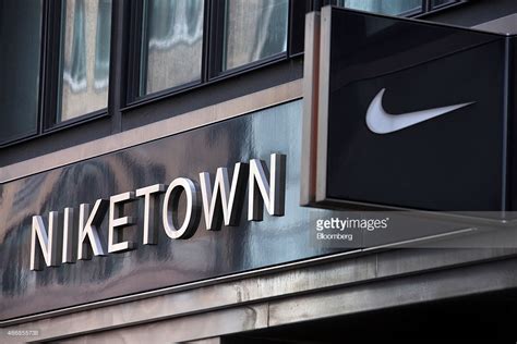 Niketown Logos