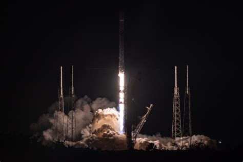 SpaceX Falcon 9 Launches 23 Starlink Satellites From Cape Canaveral