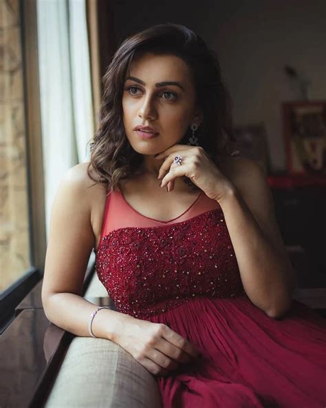 50 Beautiful Hot Photos Of Esha Kansara Actress From Zindagi Mere Ghar Aana SpideyPosts