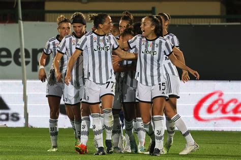 Juventus Women Beat K Ge Advance To Uwcl Group Stage For Second