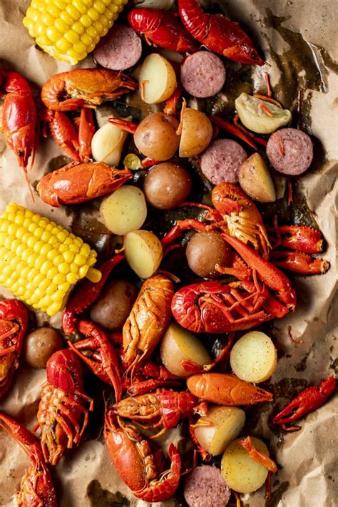 Best Cajun Crawfish Boil With Sausage (Crayfish Boil) - Went Here 8 This