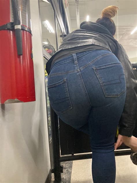 Brunette Dollar Store Worker Bent Over Tight Ass Jeans Tight Jeans Forum