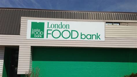 Last Minute Push Results In Record Collection At London Food Bank Ctv
