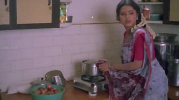 Actress Yamuna Scenes Back to Back Últimas escenas de películas en telugu Shalim XVIDEOS