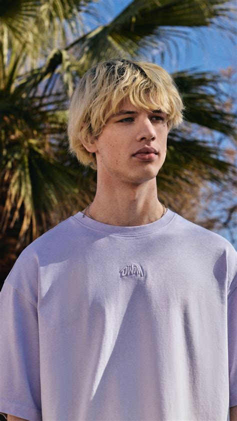 DUB APPARELS (@dubapparels) • Instagram photos and videos