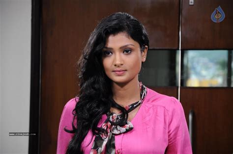 Leelavathi Hot Photos Photo 2 Of 44