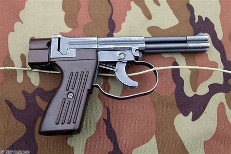 Пистолет подводный СПП-1М (-1M underwater pistol) | Бронеавтомобиль ...