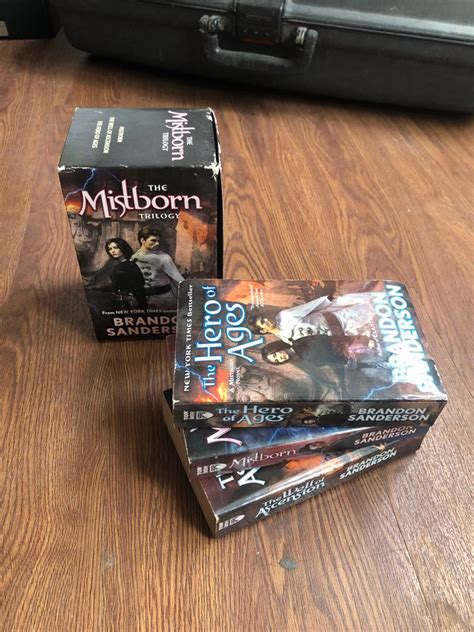 FREE SHIPPING THE MISTBORN Trilogy Boxed Set Mistborn The Hero Of