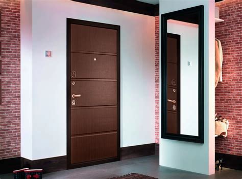 Как выбрать входную дверь в квартиру - советы от Belwooddoors