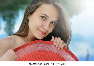 Beautiful Naked Girl Red Hat Smiling Stock Photo 460216495 Shutterstock