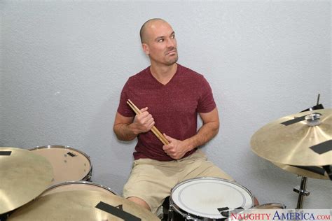 K MONREO Image Porn Pic