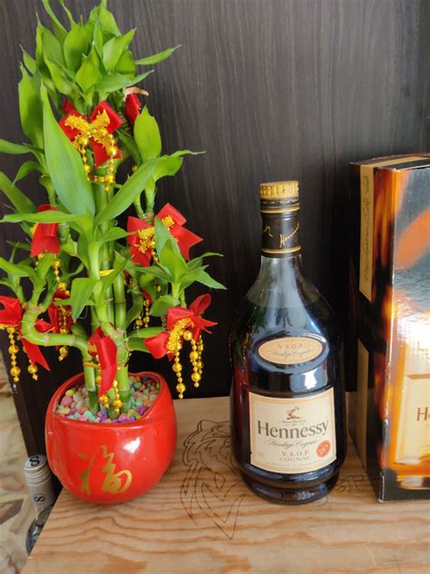 Hennessy VSOP 1 LITER, Food & Drinks, Alcoholic Beverages on Carousell