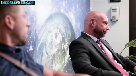 Suited Hunk Enjoys Bareback Anal With Deepthroating Stud