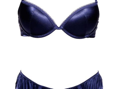 Raddoppia La Lingerie Donna Moderna