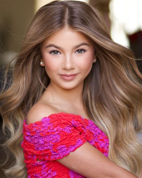 Best Pageant Headshots 2023 Edition Pageant Planet Pageant Hair Pageant Hair And Makeup