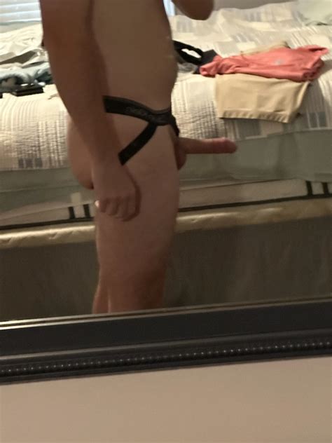 Bedtime Routine Nude Pics XHamster