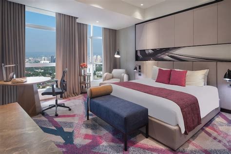 Crowne Plaza Manila Galleria Ortigas Travel Up