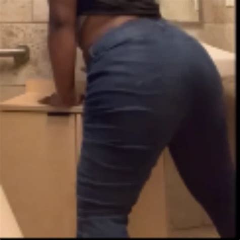 Humping The Bathroom Sink Amateur Amateur Porn Feat Anye Meshell Xhamster