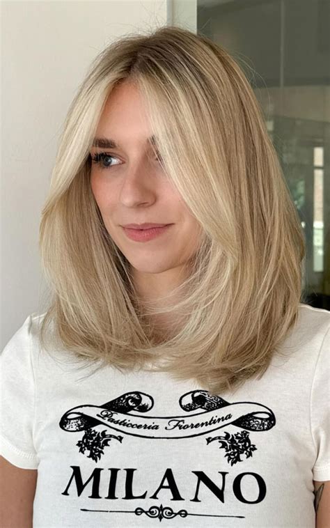 Trendy Shoulder Length Bob Hairstyles Bright Blonde Bob With Face Framing Layers