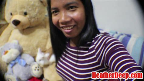 10 Weeks Pregnant Thai Teen Heather Deep Gives Blowjob Cum In Mouth Porn Feat Heather Swallow
