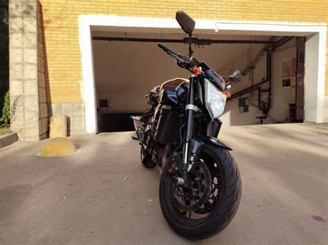 Купить б у Yamaha FZ1 инжектор 6 передач в Москве чёрный naked bike 2008 года на Авто ру ID