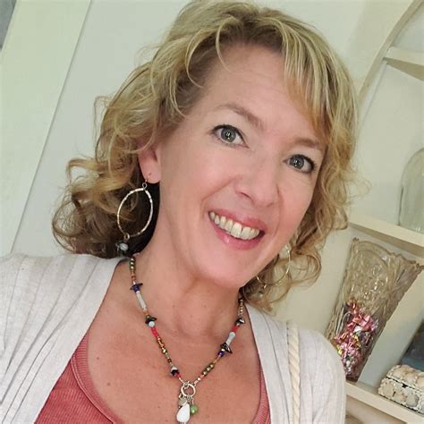 Lynn Terry
