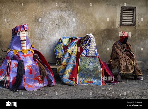 Benin voodoo dance hi-res stock photography and images - Alamy