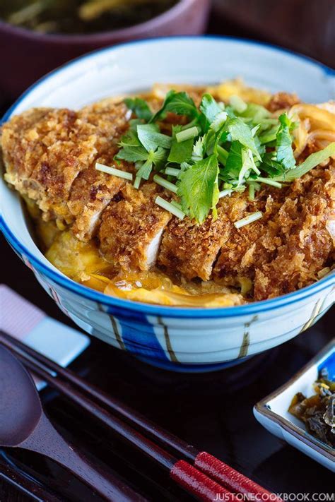 Baked Katsudon 揚げないカツ丼 • Just One Cookbook