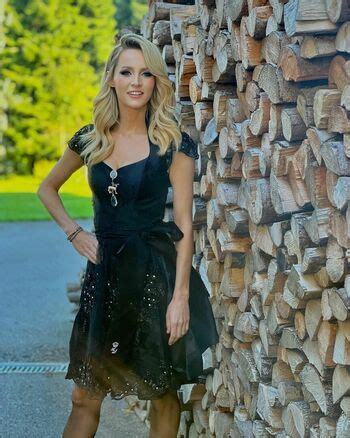 Lily James Lillyjames Lilyjamesofficial Nude Onlyfans Photo The Fappening Plus