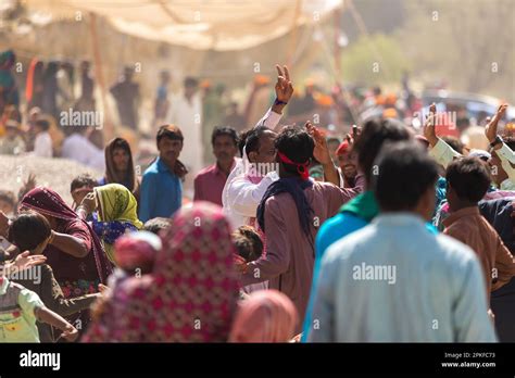 Hingol Pakistan March Hindu Yatris Pilgrims Visit Nani Mandir