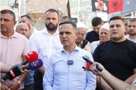 Патриотско“ шоу на Касами со патетична иконографија, оценка на ...