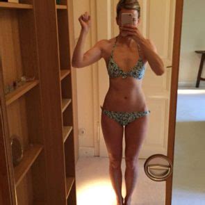 Formula Driver Susie Wolff Private Nude Pics Leaked Online