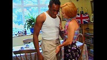 VCA Big Omar Anal Holiday Harlots Scène XVIDEOS