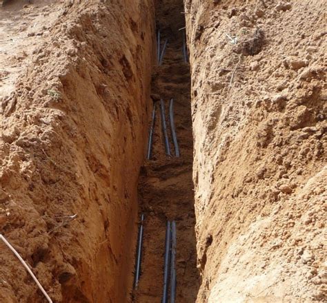 Кабель в землю (39)