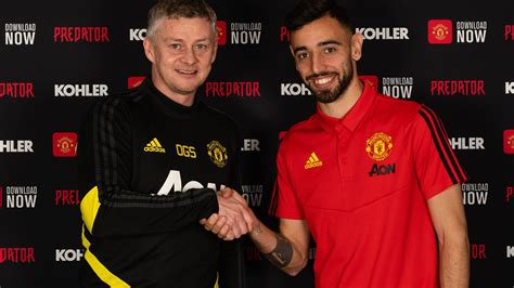 Bruno Fernandes Signs For Manchester United From Sporting Lisbon