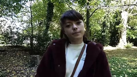 Lovely 19 Years Brunette Girl Shows Shaved Pussy In Public XHamster