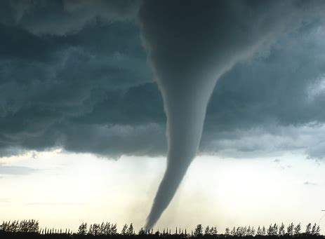veille dorages violents  tornades les versants