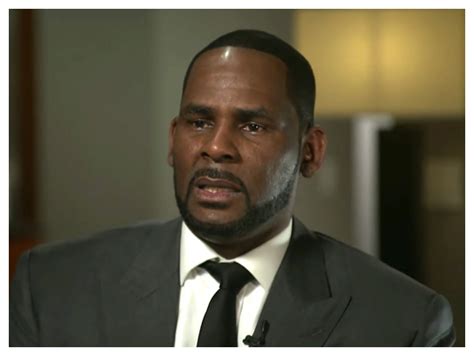 Rapper R Kelly Arrested On Different Counts Including Sex Trafficking Charges
