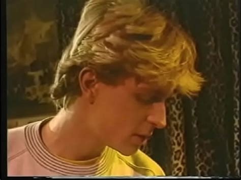 Gentlemens Gay Break Em In Bareback Scene XVIDEOS