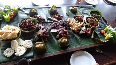 Dijamin Wenak 7 Rekomendasi Tempat Makan Untuk Buka Puasa Bersama