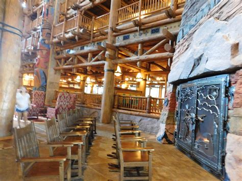 Boulder Ridge Vs. Copper Creek - Showcase the World