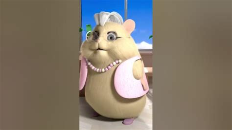 злая бабка в автобусе - YouTube