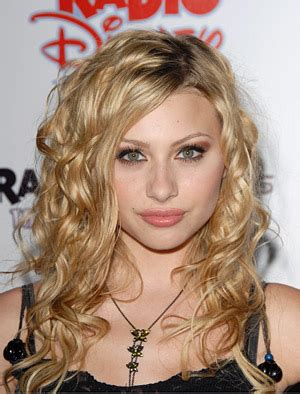 Disney Former Sound Alyson Michalka Hot Pose Gae Imagenes