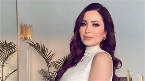 شاهد إطلالة أنيقة للفنانة نسرين طافش تبهر متابعيها