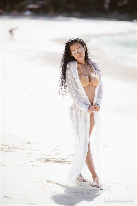 Bikini Model Anda Ai Enhanced Freedom Beach Topaz Faceai Enhance X Porn Pic