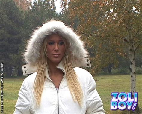 Hot Masturbating With A Baseball Bat And Pee Drinking Porn Pictures XXX Photos Sex Images